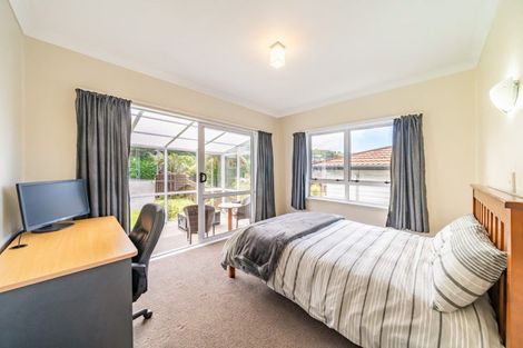 Photo of property in 342 Main Road, Tawa, Wellington, 5028