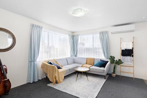 Photo of property in 47 Hassan Drive, Massey, Auckland, 0614