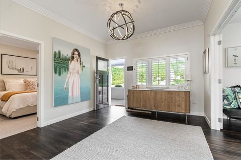 Photo of property in 195 Hurstmere Road, Takapuna, Auckland, 0622