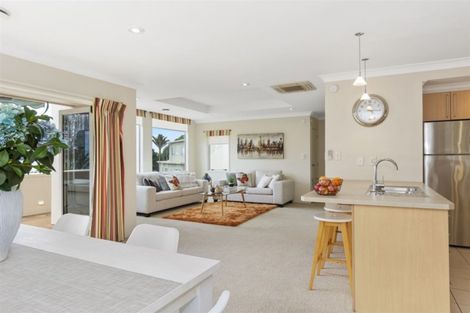 Photo of property in 118a Fourth Avenue, Tauranga, 3110