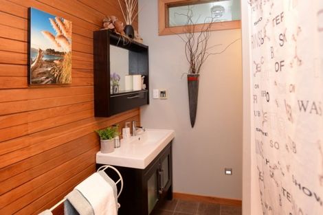 Photo of property in 15 Te Mome Road, Alicetown, Lower Hutt, 5010