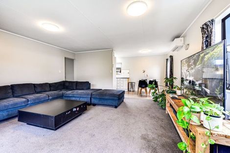 Photo of property in 14 Sunnyside Road, Nawton, Hamilton, 3200