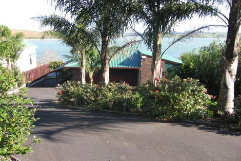 Photo of property in 21 Weir Crescent, Onerahi, Whangarei, 0110