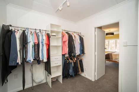 Photo of property in 24 Fraser Court, Roslyn, Palmerston North, 4414