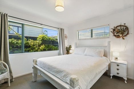 Photo of property in 4c Allison Avenue, Mount Maunganui, 3116