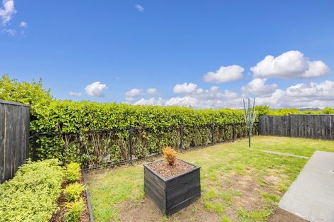 Photo of property in 69 Nobilo Road, Kumeu, 0810