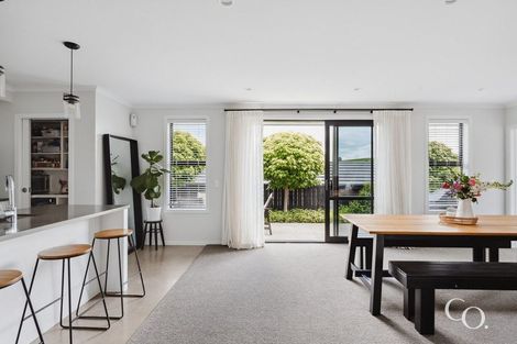 Photo of property in 15 Ballintoy Park Drive, Welcome Bay, Tauranga, 3175