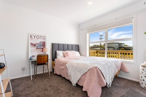 Photo of property in 1/175 Stredwick Drive, Torbay, Auckland, 0630