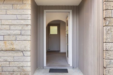 Photo of property in 23 Berkley Avenue, Hillcrest, Hamilton, 3216