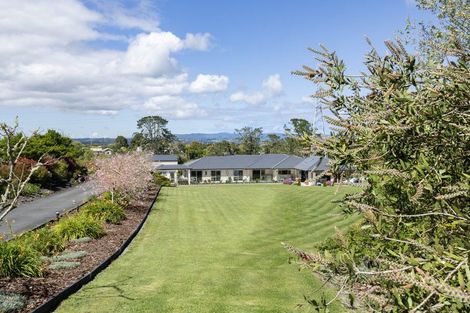 Photo of property in 35 Terry Smyth Drive, Kumeu, 0892