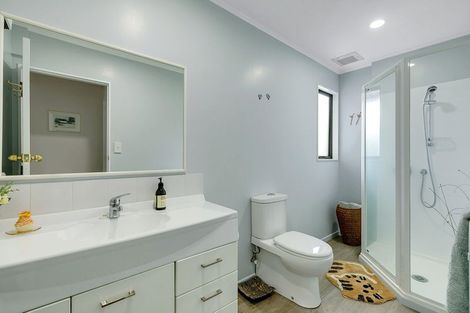 Photo of property in 4 Latitude Close, Whitby, Porirua, 5024