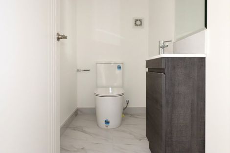 Photo of property in 22 Woven Place, Karaka, Papakura, 2113