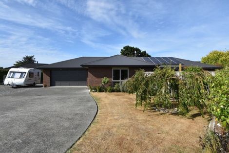 Photo of property in 7 Tararua Crescent, Carterton, 5713