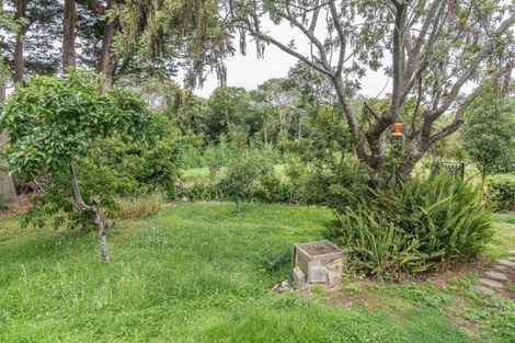 Photo of property in 75 Nimmo Avenue East, Waikanae, 5036