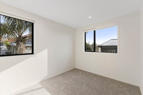 Photo of property in 1/56 Salisbury Road, Birkdale, Auckland, 0626