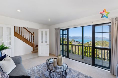 Photo of property in 49a Maungaraki Road, Korokoro, Lower Hutt, 5012
