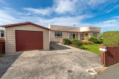 Photo of property in 16 Severn Street, Mosgiel, 9024