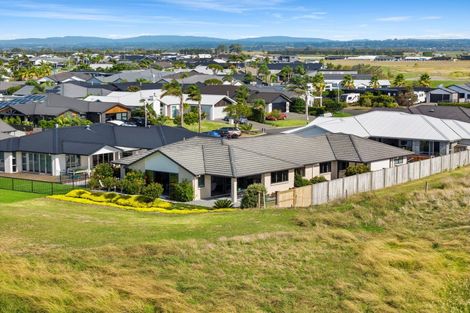 Photo of property in 61 Montia Close, Papamoa Beach, Papamoa, 3118