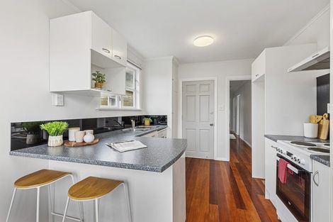 Photo of property in 334 Main Road, Tawa, Wellington, 5028