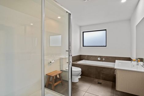 Photo of property in 5 Bathans Lane, Lake Hayes, Queenstown, 9304