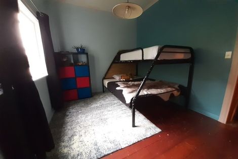 Photo of property in 11 Henderson Street, Mornington, Dunedin, 9011