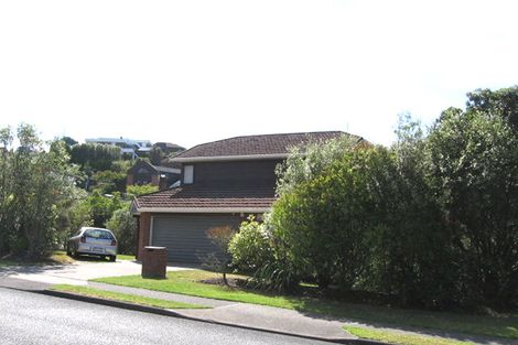 Photo of property in 5 Penguin Drive, Murrays Bay, Auckland, 0630