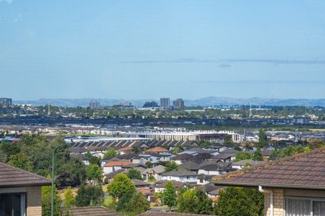 Photo of property in 231 Jeffs Road, Flat Bush, Auckland, 2016