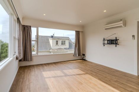 Photo of property in 1/128 London Street, Dunedin Central, Dunedin, 9016