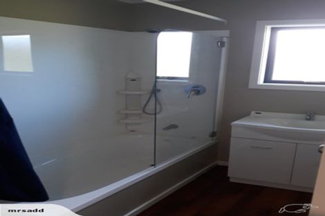 Photo of property in 5 Charles Court, Lake Hawea, Wanaka, 9382