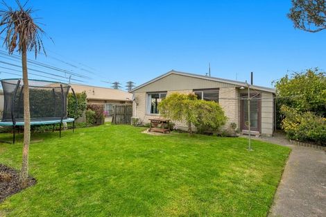 Photo of property in 4/122 Middlepark Road, Sockburn, Christchurch, 8042