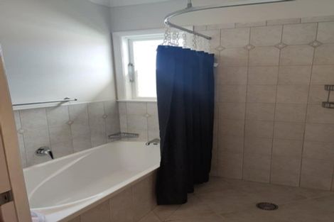 Photo of property in 2 Paisley Street, Levin, 5510
