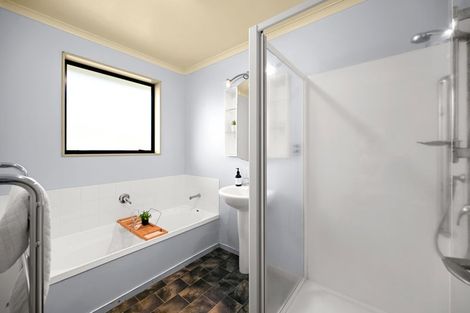 Photo of property in 35 Tuirangi Street, Flagstaff, Hamilton, 3210