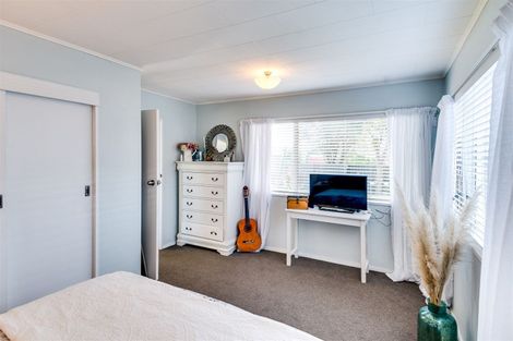 Photo of property in 43 Titoki Crescent, Pirimai, Napier, 4112