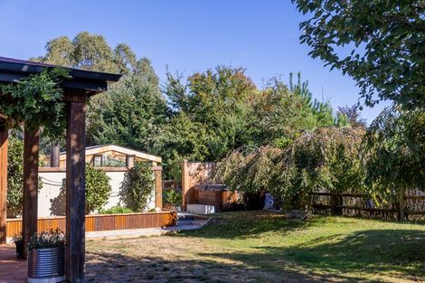 Photo of property in 20 Frye Crescent, Albert Town, Wanaka, 9305