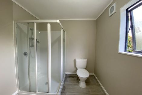 Photo of property in 32 Paihia Road, Onehunga, Auckland, 1061