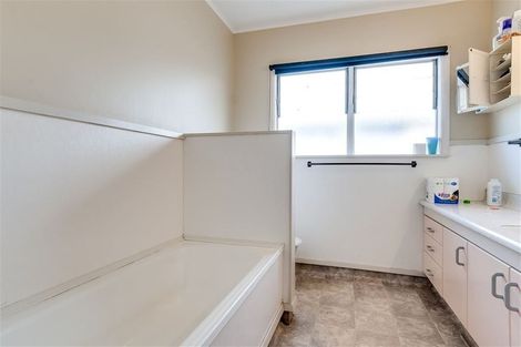 Photo of property in 18 Scully Crescent, Onekawa, Napier, 4110