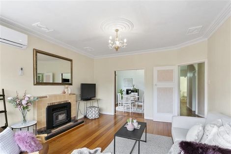 Photo of property in 18a Richmond Avenue, Northcote Point, Auckland, 0627