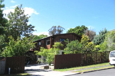 Photo of property in 3 Kallista Place, Browns Bay, Auckland, 0630
