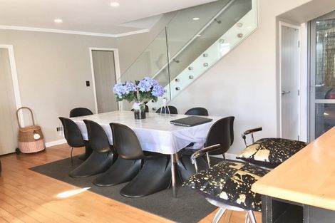 Photo of property in 43a Shanaway Rise, Hillcrest, Auckland, 0627