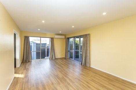 Photo of property in 1/6a Chipping Lane, Redwood, Christchurch, 8051