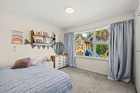 Photo of property in 11 Weston Place, Rangiora, 7400