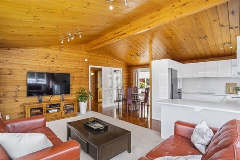 Photo of property in 37 Juliet Avenue, Howick, Auckland, 2014