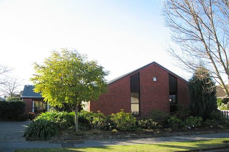 Photo of property in 40 Greenock Street, Redwood, Christchurch, 8051