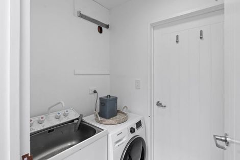 Photo of property in 6a Saint Leonards Square, Sumner, Christchurch, 8081