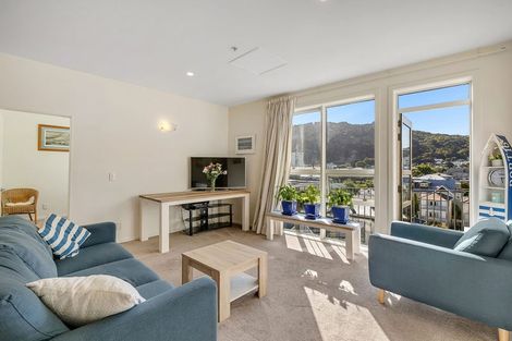 Photo of property in Stadium Garden Flats, 402/107 Thorndon Quay, Pipitea, Wellington, 6011