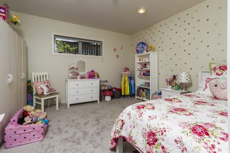 Photo of property in 1/22 Kiteroa Terrace, Rothesay Bay, Auckland, 0630
