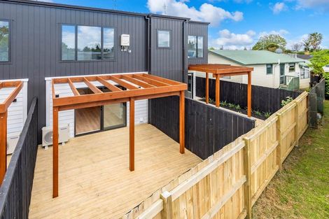Photo of property in 649d Te Atatu Road, Te Atatu Peninsula, Auckland, 0610