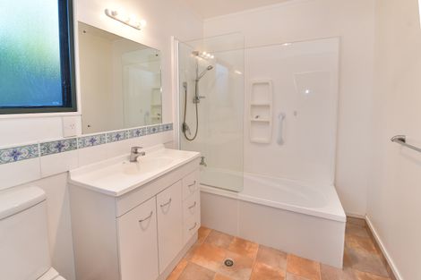 Photo of property in 81 Vipond Road, Stanmore Bay, Whangaparaoa, 0932