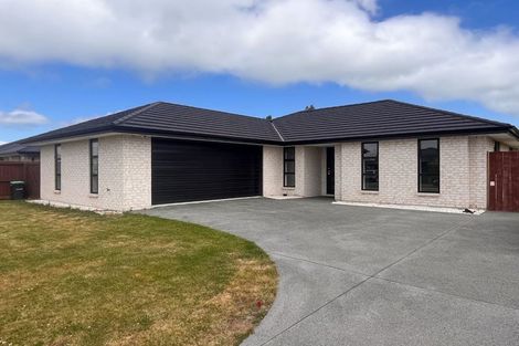Photo of property in 5 Kokoda Street, Halswell, Christchurch, 8025