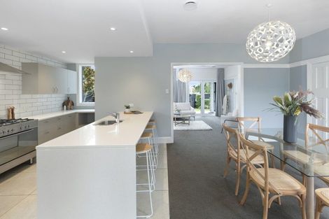 Photo of property in 2 Celia Street, Redcliffs, Christchurch, 8081